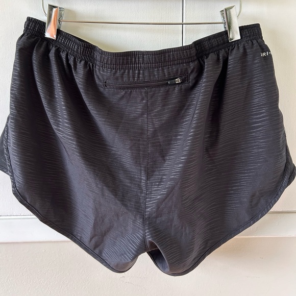 Nike dry fit shorts - Picture 5 of 5